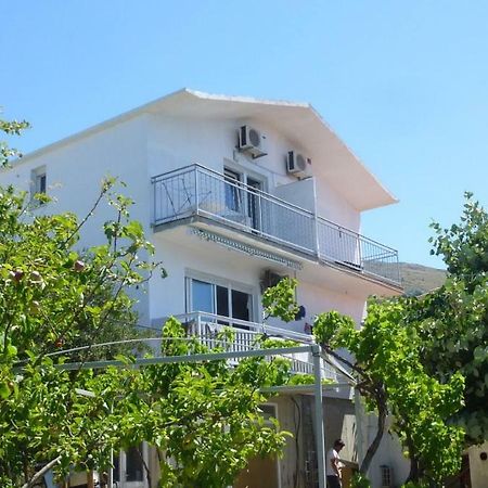Sea View Apartments Подстрана Екстериор снимка