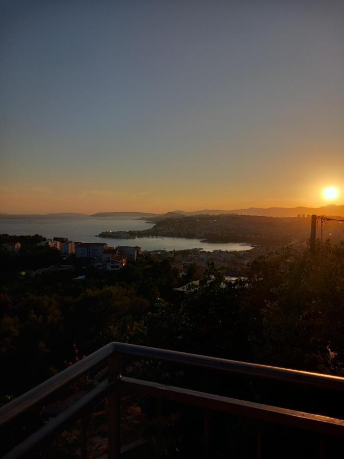 Sea View Apartments Подстрана Екстериор снимка