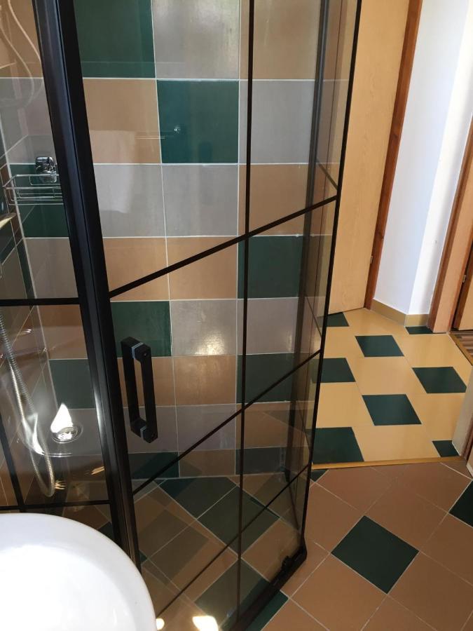 Sea View Apartments Подстрана Екстериор снимка