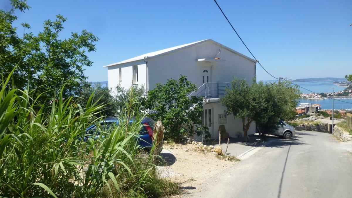 Sea View Apartments Подстрана Екстериор снимка