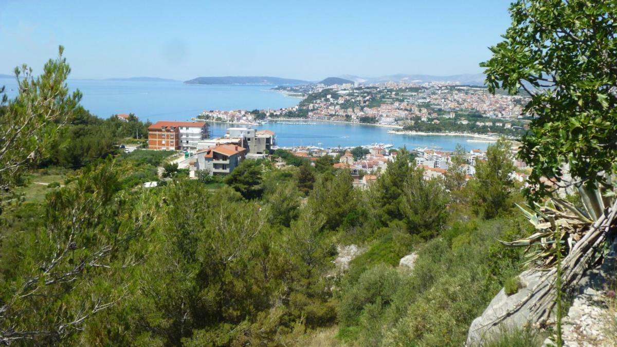 Sea View Apartments Подстрана Екстериор снимка